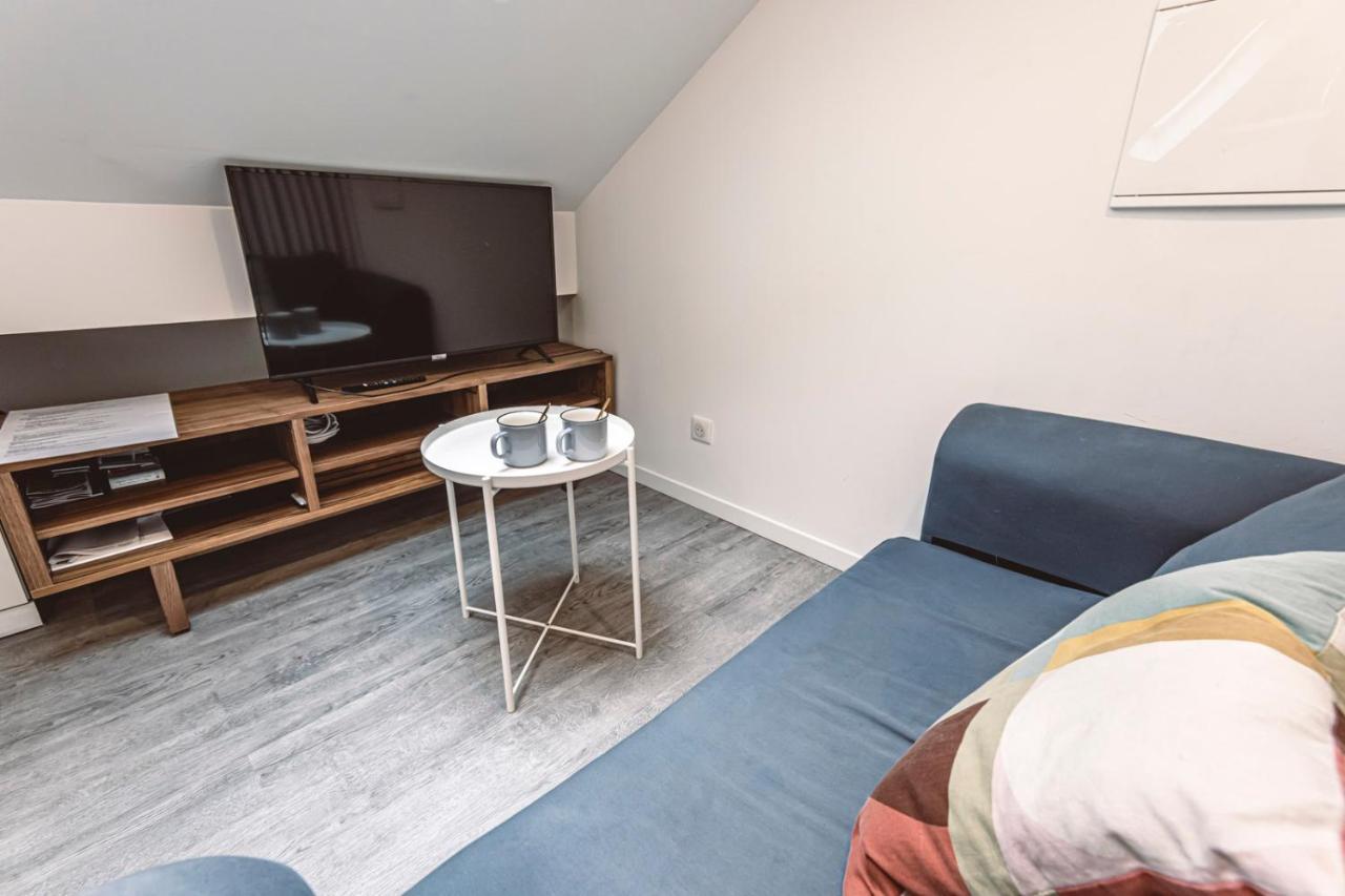 Le Coquet Logement Climatise Face A La Cathedrale - 3G Reims Eksteriør billede